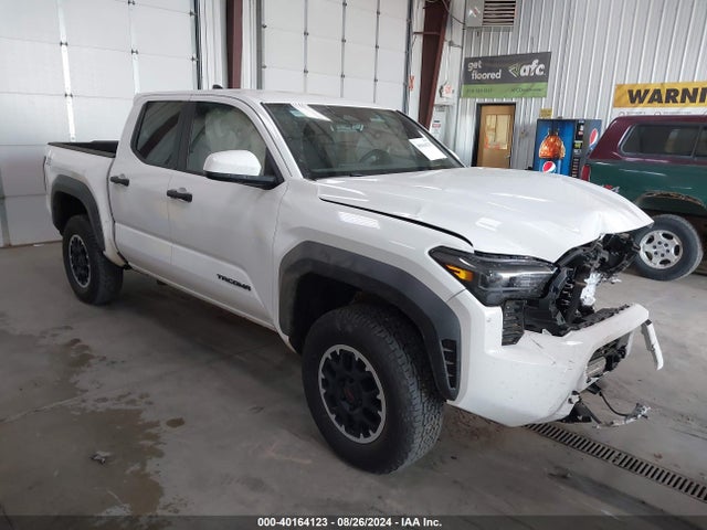 Toyota Tacoma Trd Off Road 2024 3TMLB5JNXRM031989 main image