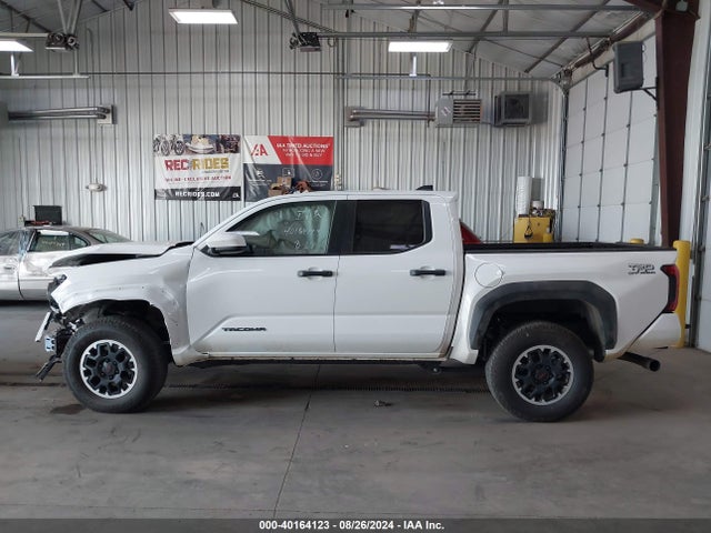 Toyota Tacoma Trd Off Road 2024 3TMLB5JNXRM031989 Image 14
