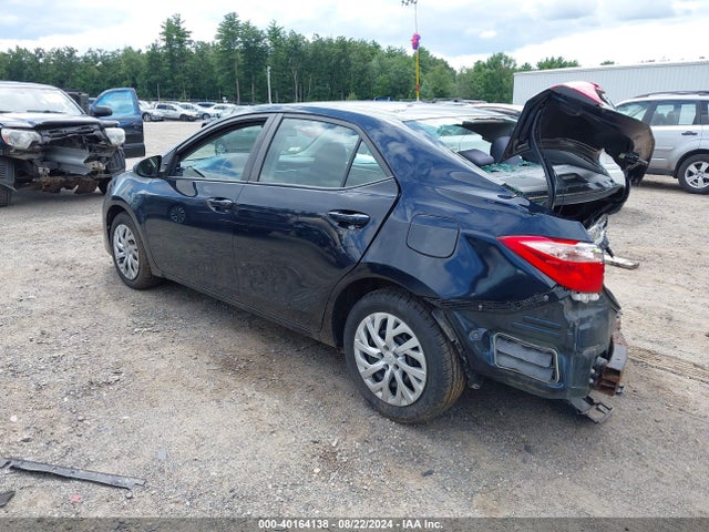 Toyota COROLLA LE 2017 2T1BURHE8HC772202 Image 3