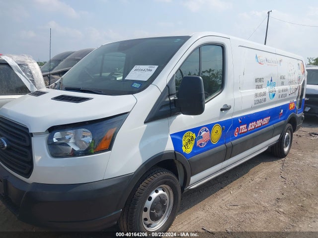 Ford Transit-250 2019 1FTYR2ZM3KKB54557 Image 2
