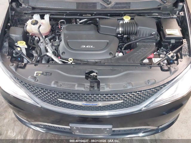 Chrysler Pacifica Touring L 2019 2C4RC1BG0KR532758 Image 10