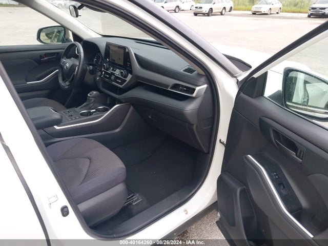 Toyota Highlander Le 2023 5TDKDRBHXPS500310 Image 5