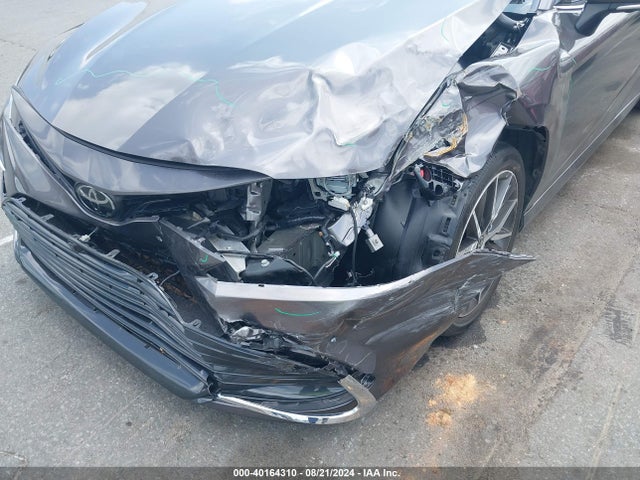 Toyota CAMRY XLE 2022 4T1F11AKXNU006025 Image 6