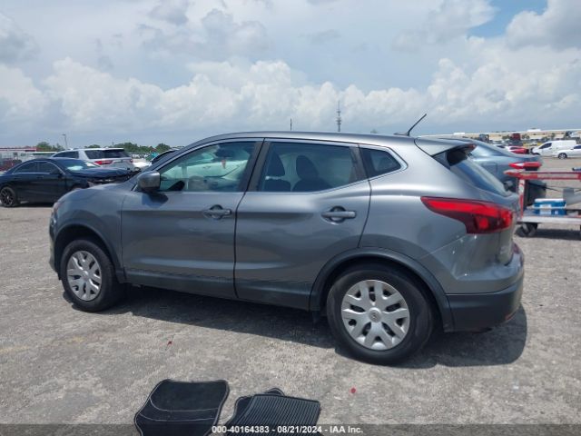 JN1BJ1CR9KW623819 Nissan Rogue Sport S