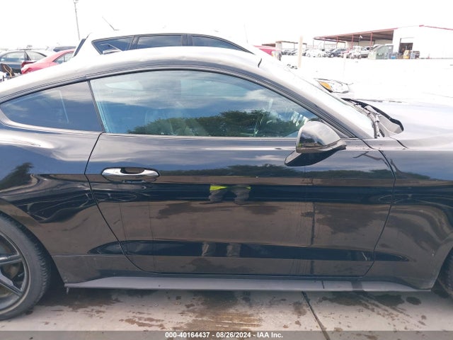 Ford Mustang Ecoboost Premium Fastback 2020 1FA6P8THXL5162656 Image 13