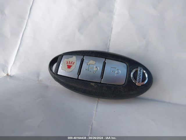 KNMAT2MV1GP667027 Nissan ROGUE SV