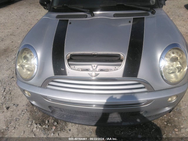 2006 MINI COOPER S WMWRE33516TN29320 Photo 5