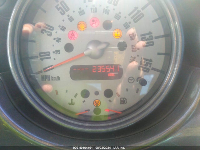 2006 MINI COOPER S WMWRE33516TN29320 Photo 6