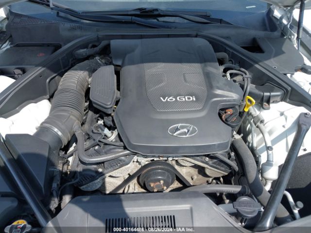 Hyundai Genesis 3.8 2016 KMHGN4JE2GU138882 Image 10