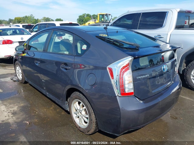 Toyota Prius Two 2014 JTDKN3DU9E0376146 Image 3