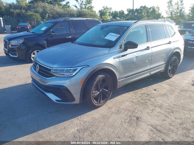 3VV8B7AX5PM120970 Volkswagen Tiguan 2.0t Se R-line Black
