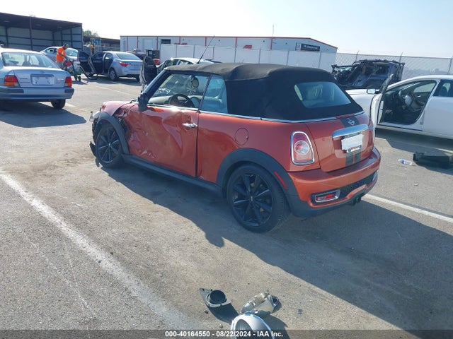 2012 MINI COOPER S WMWZP3C58CT550008 Photo 2
