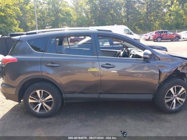 Toyota Rav4 Xle 2016 2T3RFREV4GW465014 Image 13
