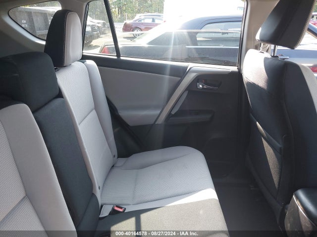 Toyota Rav4 Xle 2016 2T3RFREV4GW465014 Image 8