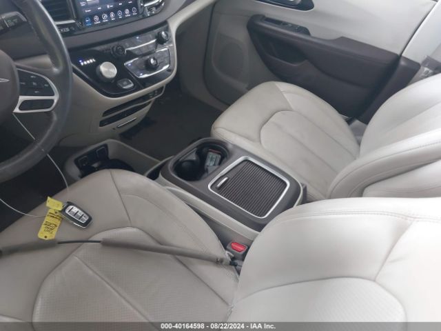 2C4RC1EG8LR127356 Chrysler Pacifica Touring L Plus