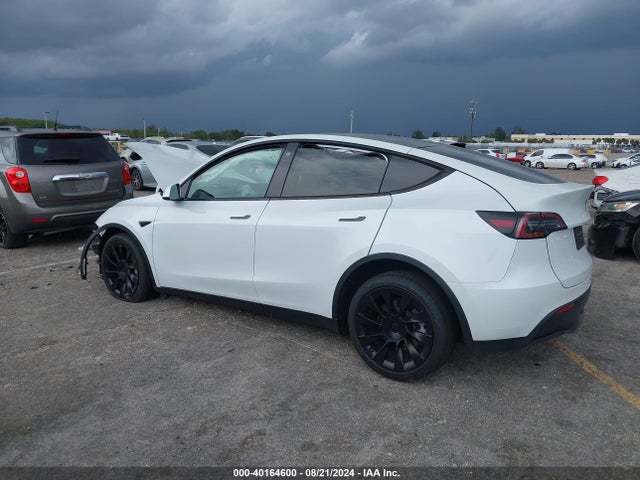 2021 TESLA MODEL Y 5YJYGDEE0MF260819 Photo 2