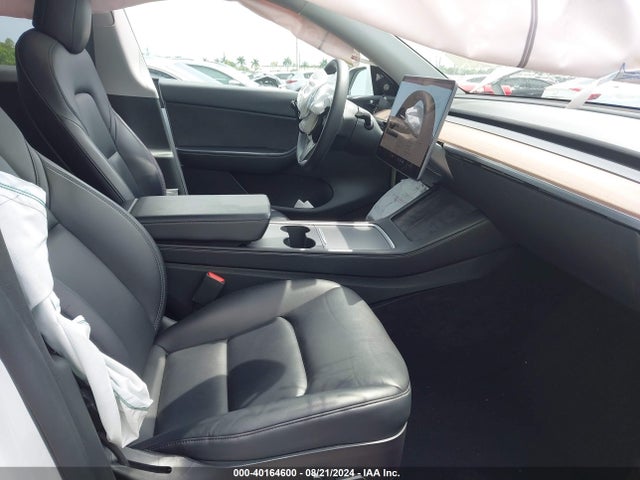 2021 TESLA MODEL Y 5YJYGDEE0MF260819 Photo 4
