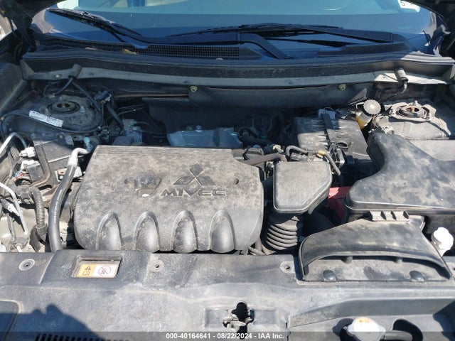 2016 MITSUBISHI OUTLANDER JA4AD3A3XGZ013471 Photo 9