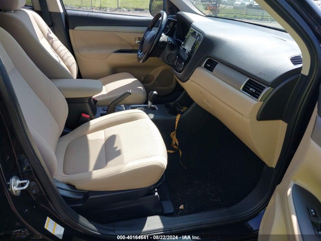 2016 MITSUBISHI OUTLANDER JA4AD3A3XGZ013471 Photo 4