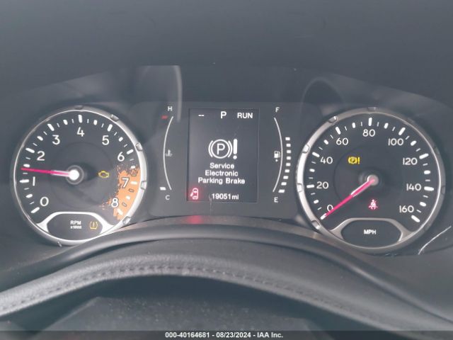 ZACCJBBT4FPB88103 Jeep Renegade Latitude