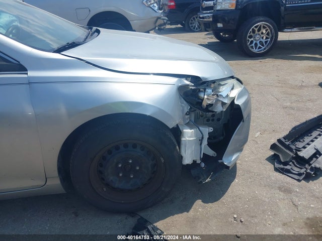 Toyota CAMRY LE 2015 4T4BF1FK7FR453704 Image 6