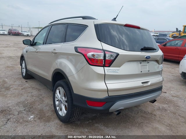 Ford ESCAPE SE 2018 1FMCU9GD5JUD29247 Image 3