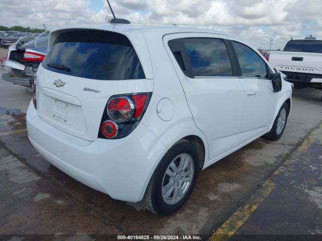 1G1JC6SH2F4109376 Chevrolet Sonic Lt Auto