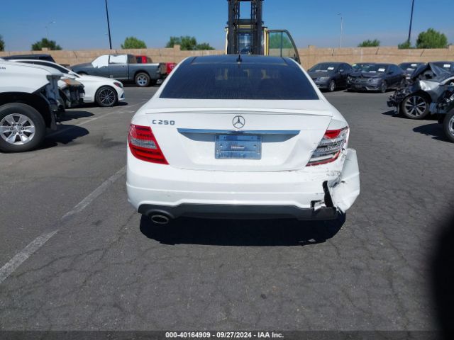 WDDGJ4HB5FG442061 Mercedes-Benz C 250
