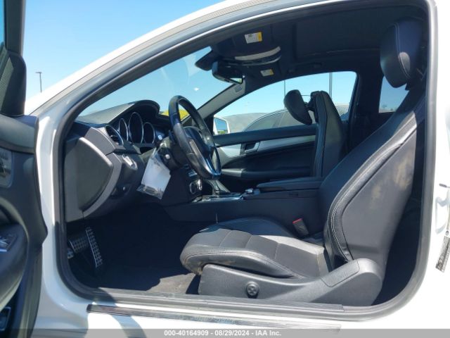 WDDGJ4HB5FG442061 Mercedes-Benz C 250