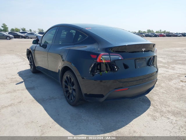 2021 TESLA MODEL Y 5YJYGDEEXMF088248 Photo 2