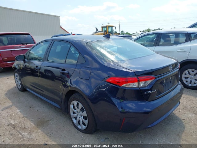 Toyota COROLLA LE 2022 5YFEPMAE7NP311005 Image 3