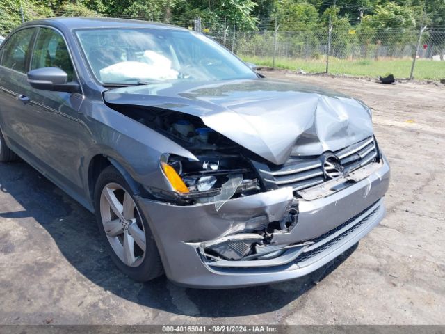 1VWAT7A35FC088982 Volkswagen Passat 1.8t Limited Edition