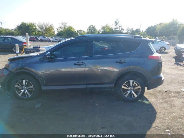 Toyota Rav4 Xle 2017 JTMRFREV8HJ131343 Image 14