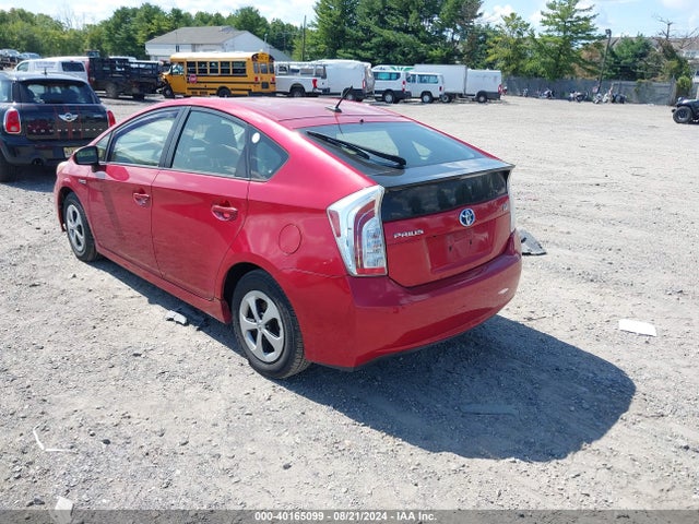 Toyota Prius Three 2014 JTDKN3DU2E1744323 Image 3