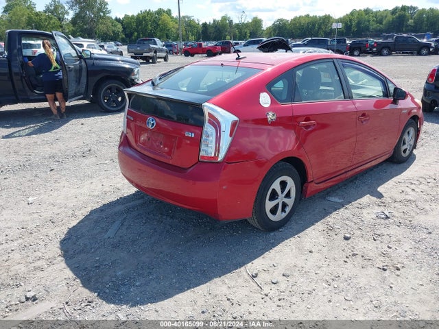 Toyota Prius Three 2014 JTDKN3DU2E1744323 Image 4