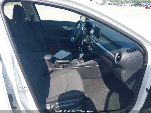 KIA Forte Lxs 2024 3KPF24AD0RE779689 Image 5