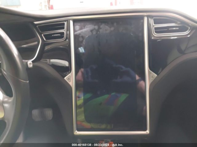 5YJSA1H10EFP63945 Tesla Model S P85