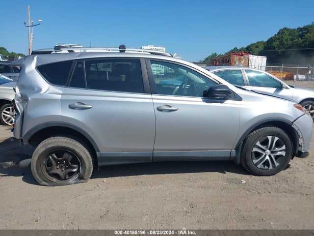 Toyota RAV4 LE 2016 2T3BFREV6GW520225 Image 13