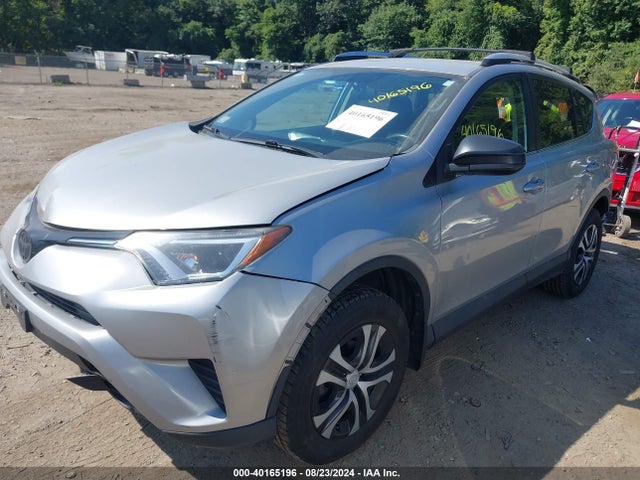 Toyota RAV4 LE 2016 2T3BFREV6GW520225 Image 2