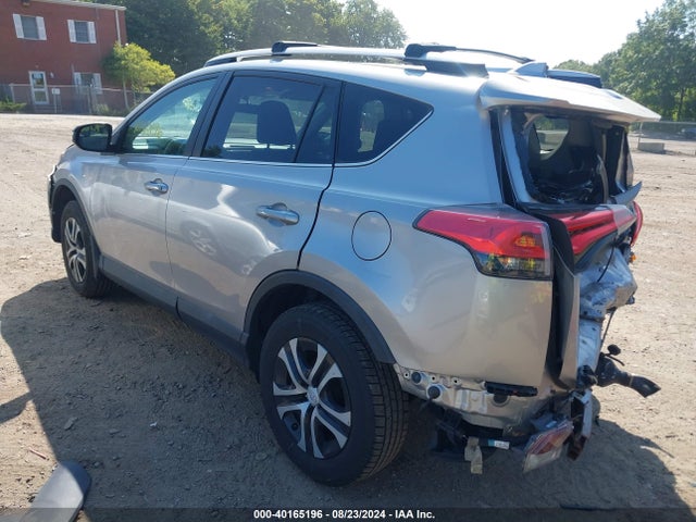Toyota RAV4 LE 2016 2T3BFREV6GW520225 Image 3