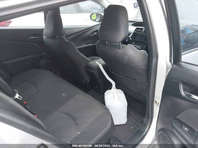 Toyota Prius Two Eco 2016 JTDKARFU3G3004993 Image 8