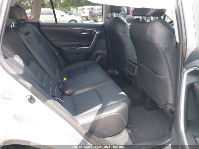 2T3C1RFV9KC008843 Toyota Rav4 Xle Premium
