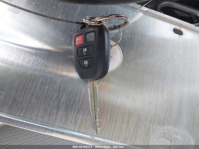 2T3WFREV5GW291893 Toyota Rav4 Xle