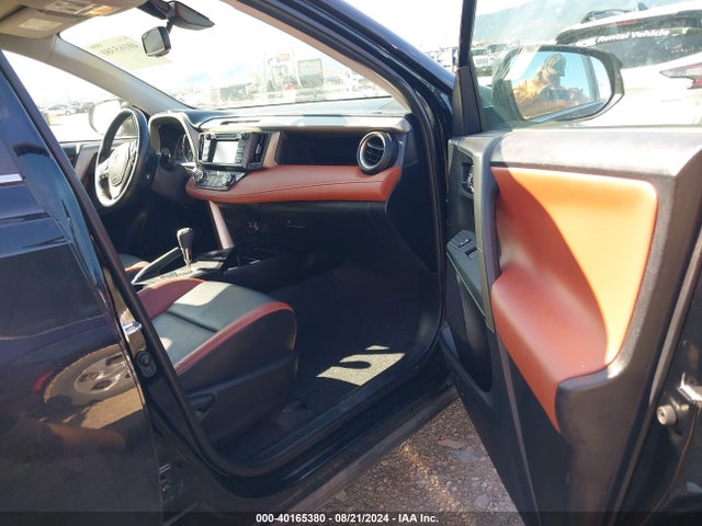 Toyota Rav4 Limited 2014 2T3DFREV6EW168575 Image 5
