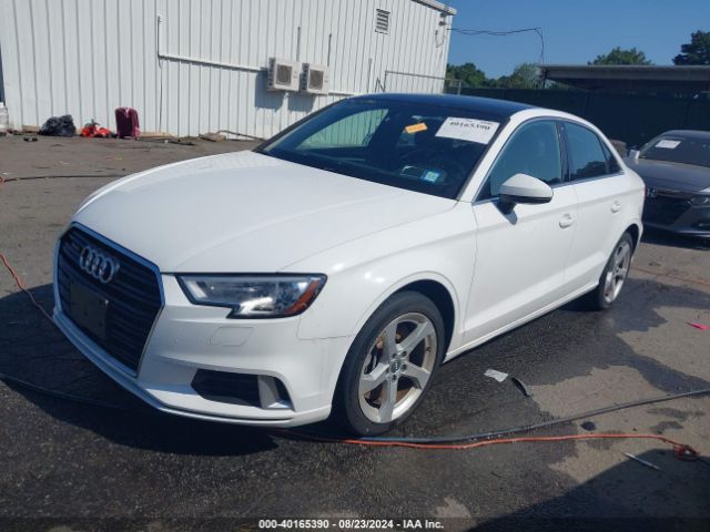 WAUBEGFF6KA081742 Audi A3 45 Premium