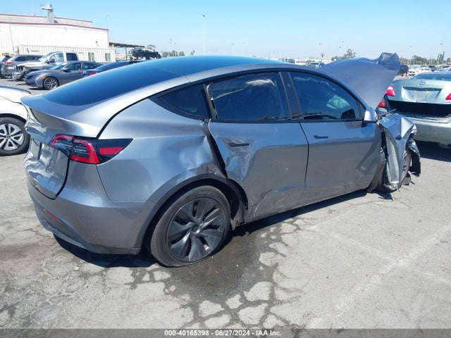 7SAYGAEE0RF124067 Tesla Model Y Long Range Dual Motor All-wheel Drive