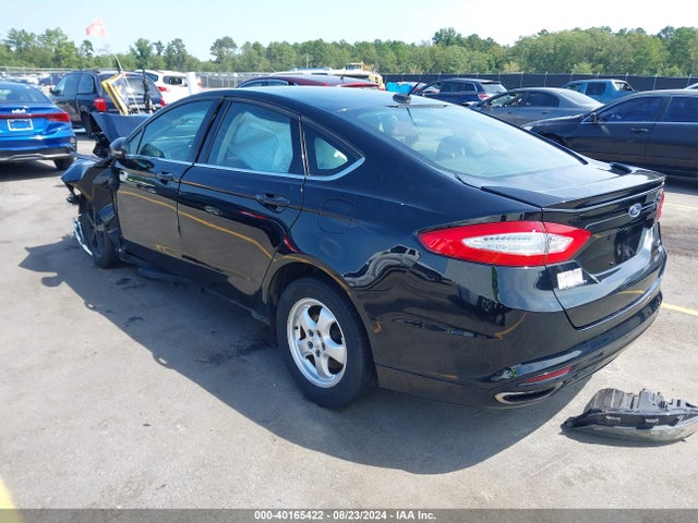 3FA6P0T9XGR230905 Ford FUSION SE
