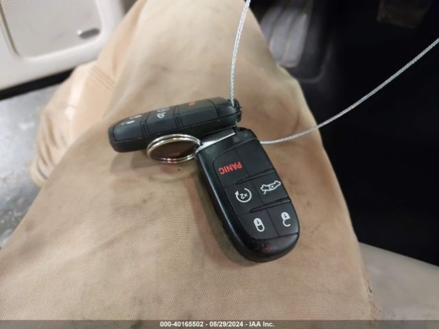 1C3CCCCB7FN757674 Chrysler 200 C