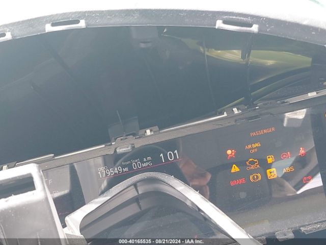 JTDKDTB30F1096768 Toyota Prius C One