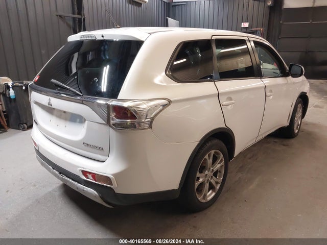 2015 MITSUBISHI OUTLANDER JA4AD3A38FZ000250 Photo 3